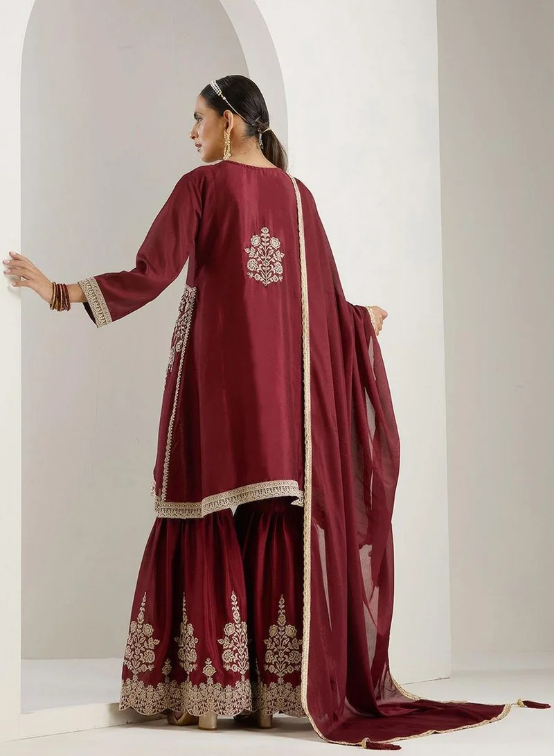 Ishin  Women's Maroon Polyester Blend Embellished Kaftan Full Length Palazzo Straight Fit Kurta Set for Women | Best Price UAE